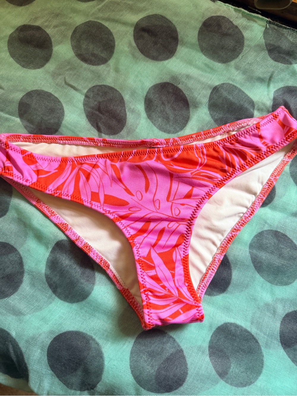 PINK Women’s Pink & Coral Floral Bikini Bottom - Classic Fit